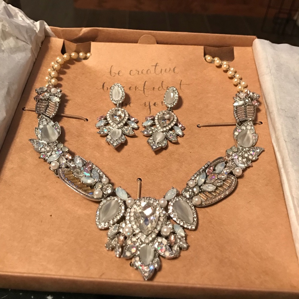 Chloe and Isabel statement necklace and earrings